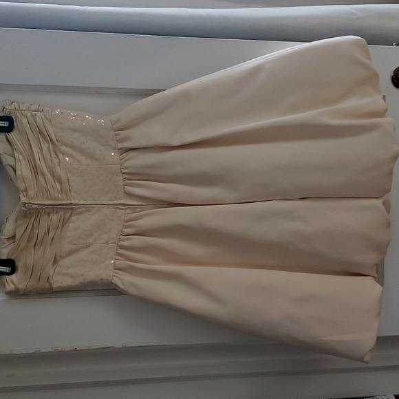 EUC, Betsy Johnson, sz 4 evening dress - Picture 4 of 7